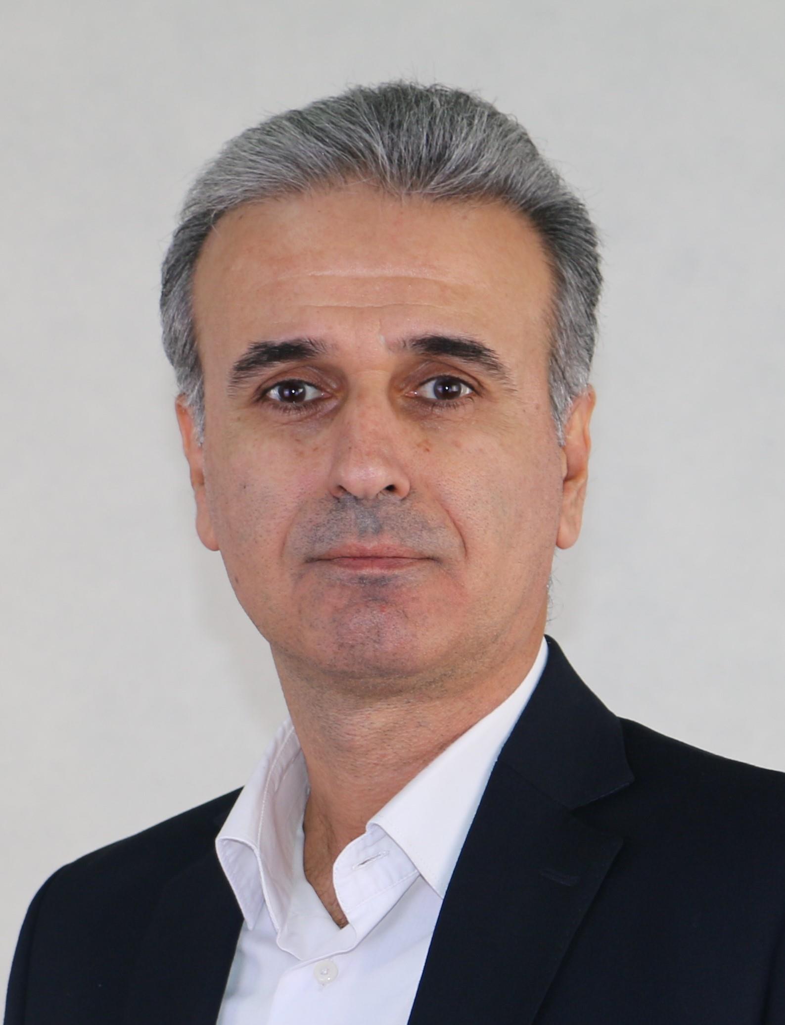 افشین قاسم زاده